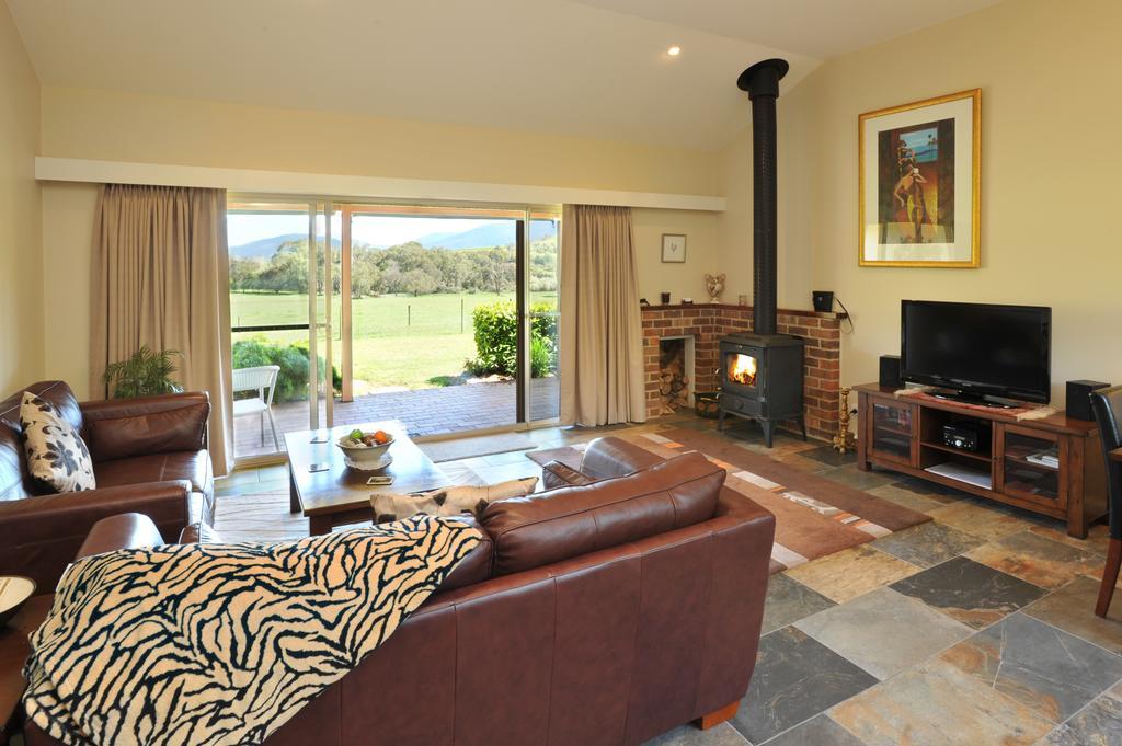 Langbrook Cottages Yarra Junction Стая снимка