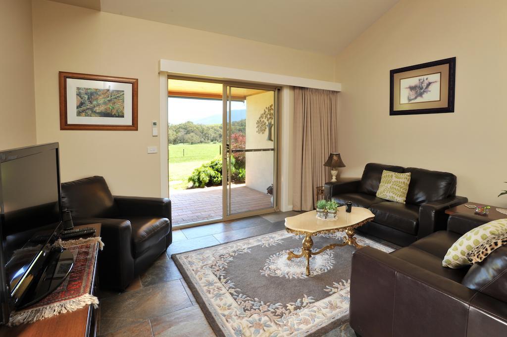 Langbrook Cottages Yarra Junction Стая снимка
